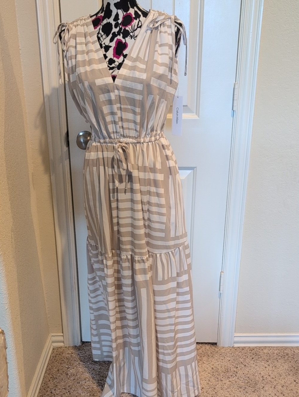 Calvin Klein Beige and Cream Striped Maxi Dress Size 4 NWT